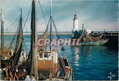 Cartes postales moderne Guilvinec La Bretagne en Couleurs Bateaux dans un Port Bigouden Prince Ekmuhl