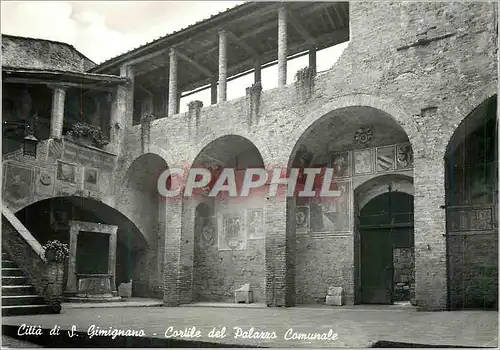 Cartes postales moderne Citta di S Gimignano (Siena) Le cour de l'hotel de Ville