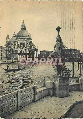Cartes postales moderne Venezia Eglise Bateau