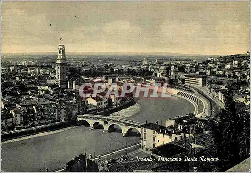 Cartes postales moderne Verona Vue generale Le pont Roman