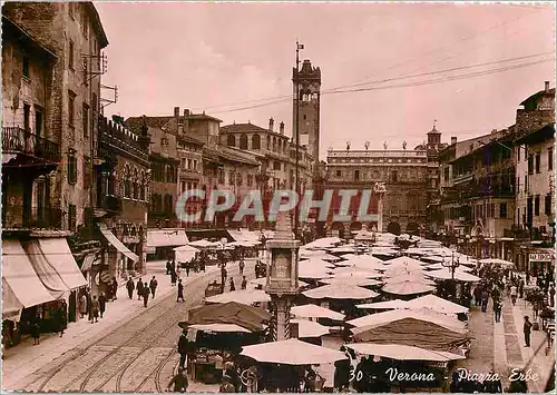 Cartes postales moderne Verona Piazza Erbe