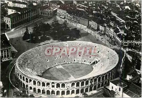 Cartes postales moderne Verona Piazza Bre