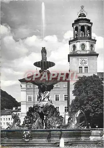 Cartes postales moderne Salzburg Residenzbrunnen u Glockenspiel