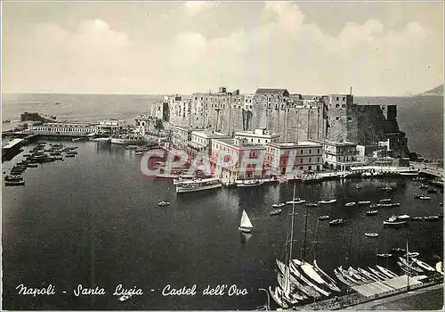 Cartes postales moderne Napoli St Lucie Chateau de l'Ovo Bateaux