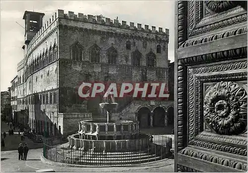 Cartes postales moderne Perugia Palais Communal et la Fontaine Majeure (XIIIe Siecle)