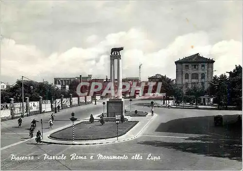 Cartes postales moderne Piacenza Place Roma