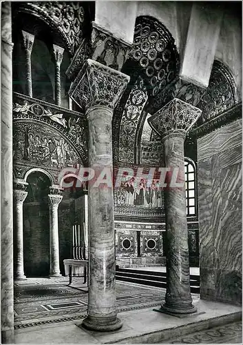 Cartes postales moderne Ravenna Temple de S Vitale (VI Siecle) Interieur