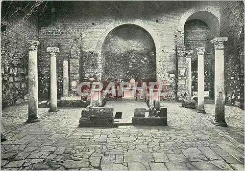 Cartes postales moderne Roma Via Napoleone III Catacombes de Ste Domitilla  La Basilique Souterraine