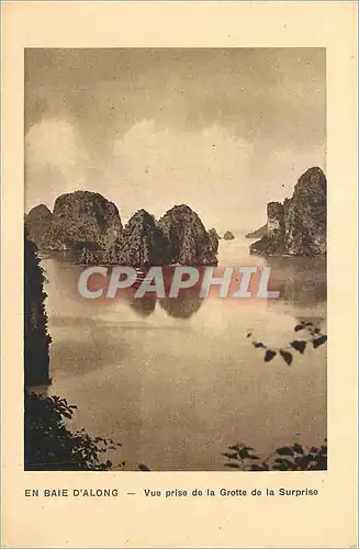 Cartes postales En Baie d'Along Vue Prise de la Grotte de la Surprise