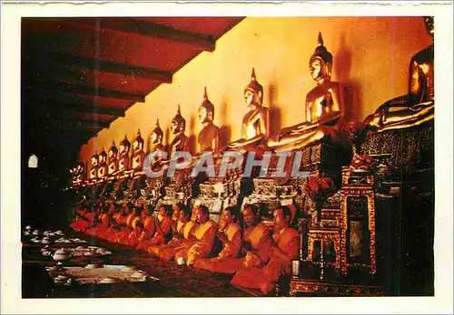 Cartes postales moderne Bangkok Thailand with the Buddha Images Surround the Gallery