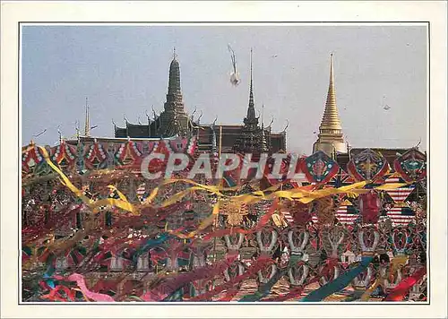 Cartes postales moderne Bangkok the Wat Phra Keo les Toitures Vernissees et les Stoupas Dores du Palais Royal et du Temp