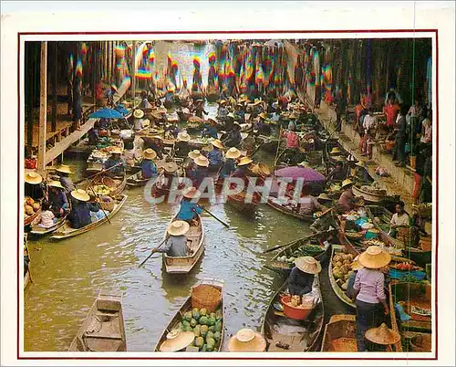 Cartes postales moderne Floating Market in the Rush Hours at Damnernsaduak in Rajburi Province Thailand