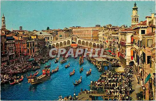 Cartes postales moderne Venise Rialto Regate Historique Bateaux