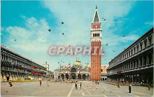 Cartes postales moderne Venezia Place Eglise de St Marc et Clocher