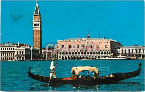 Cartes postales moderne Venezia Bassin St Marc et Gondole Bateau