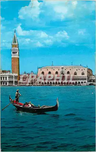 Cartes postales moderne Venezia Vue Generale de l'Eglise de St Marco avec Gondole Bateau