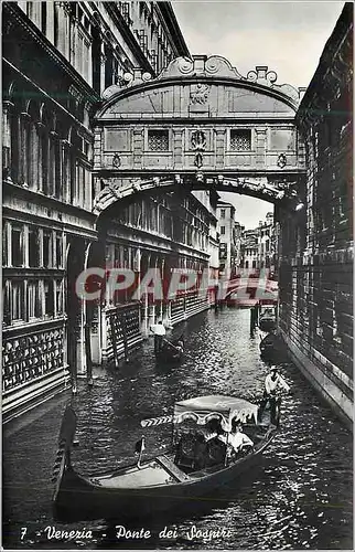 Cartes postales moderne Venezia Pont des Soupirs Bateau