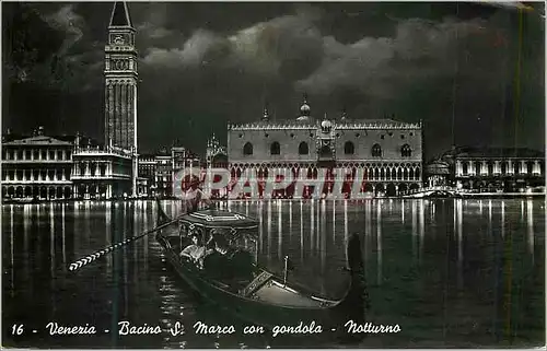 Cartes postales moderne Venezia Dock St Marc avec Gondole Nocturne Bateau