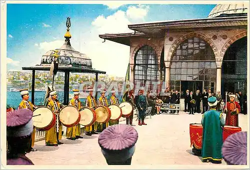 Cartes postales moderne Istanbul vc Saheserleri Mehter Turkish Ancien Military Music and Topkapi the Bagdat Klosk