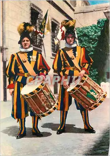 Cartes postales moderne Citta del Vaticano Gardes Suisses Militaria