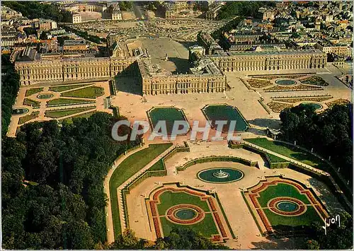 Cartes postales moderne Chateau de Versailles (Yvelines) Couleurs et Lumiere de France Le Relais les Parterres et le Bas