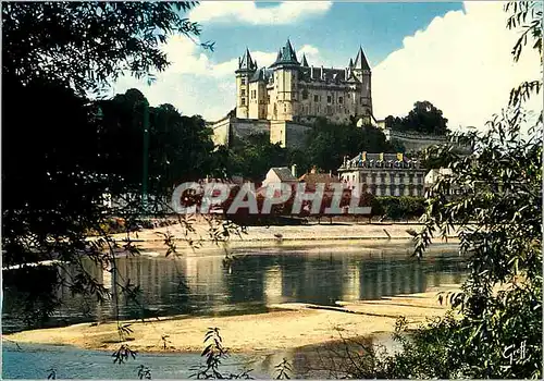 Cartes postales moderne Saumur (Maine et Loire) les Chateaux de la Loire le Chateau Surplombant la Ville et la Loire