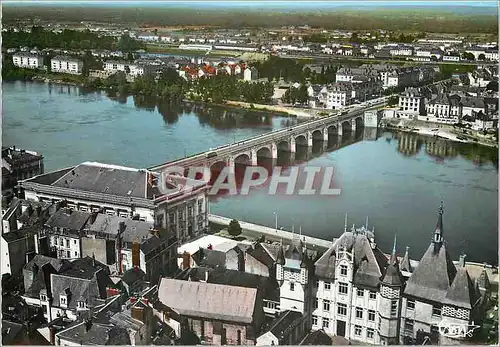 Cartes postales moderne Saumur (M et L) vue Generale Aerienne