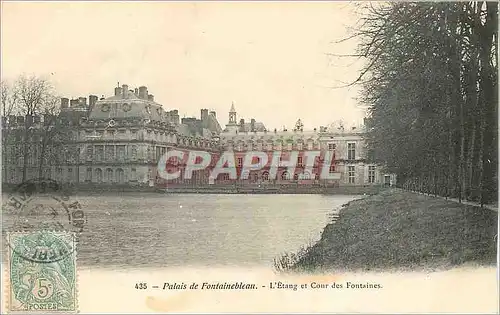 Cartes postales Palais de Fontainebleau l'Etang et Cour des Fontaines