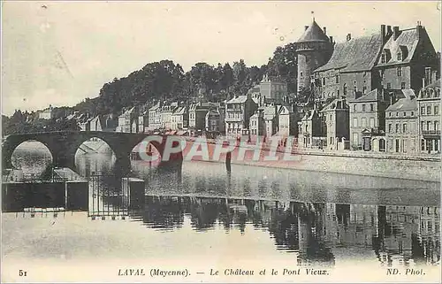 Cartes postales Laval (Mayenne) le Chateau et le Pont Vieux