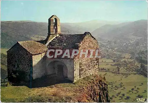 Cartes postales moderne En Auvergne une Vieille Eglise Pleine de caractere une Eglise du Temps des Croisades H de Balzac
