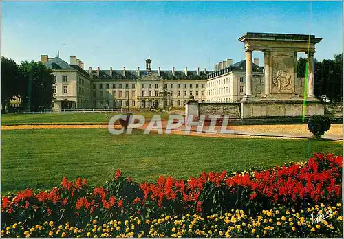 Cartes postales moderne Saumur (Maine et Loire) Les Merveilles du Val de Loire L'Ecole d'Application de l'Arme Blindee e