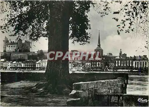 Cartes postales moderne Saumur (Maine et Loire) Vue Generale prise de la Place du Marronnier et la Loire