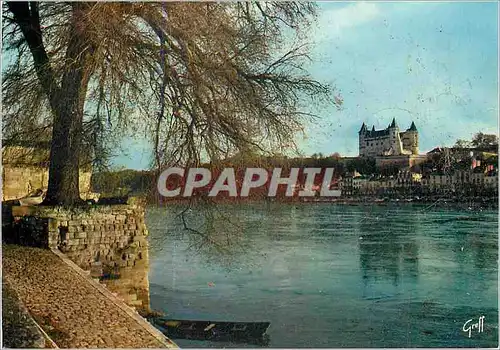 Cartes postales moderne Saumur (Maine et Loire) Les Chateaux de la Loire Le Chateau dominant la Ville et la Loire