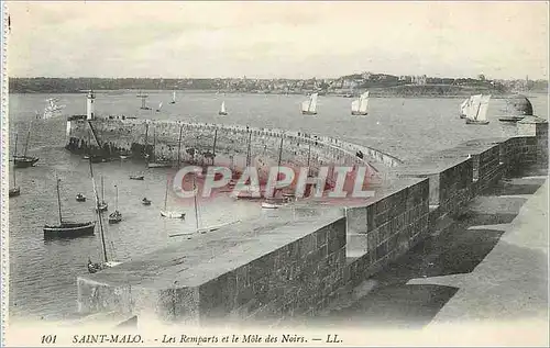 Ansichtskarte AK Saint Malo Les Remparts et le Mole des Noirs Bateaux