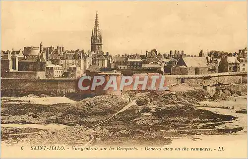 Cartes postales Saint Malo Vue Generale sur les Remparts