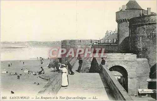 Cartes postales Saint Malo Les Remparts et la Tour Quais en Groigne