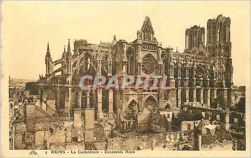 Ansichtskarte AK Reims La Cathedrale Ensemble Nord Militaria