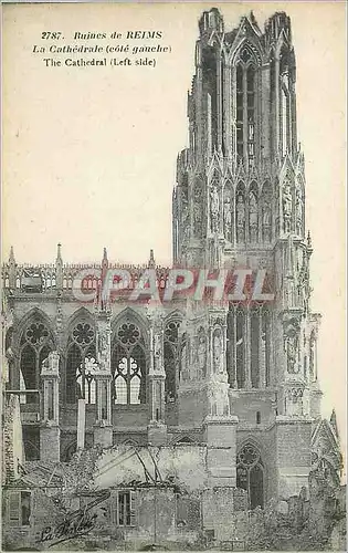 Ansichtskarte AK Ruines de Reims La Cathedrale (Cote Gauche) Militaria