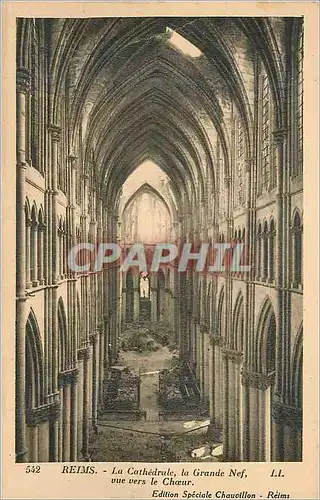 Ansichtskarte AK Reims La Cathedrale La Grande Nef Vue le Choeur Militaria