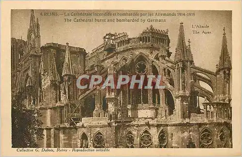 Cartes postales Reims La Cathedrale Incendiee et Bombardee par les Allemands 1914 1918 Militaria