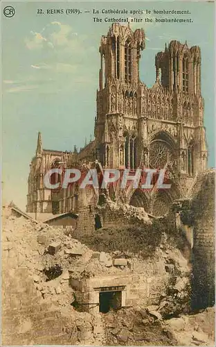 Cartes postales Reims (1919) La Cathedrale apres le Bombardement Militaria