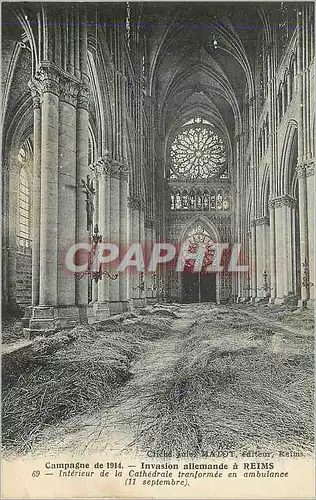 Ansichtskarte AK Campagne de 1914 Invasion Allemande a Reims Interieur de la Cathedrale Transformee en Ambulance