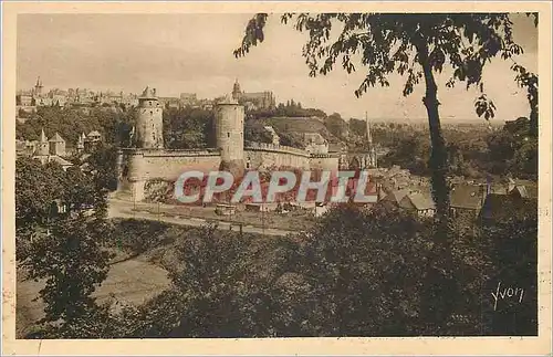 Ansichtskarte AK Fougeres (Ille et Vilaine) Bretagne La Douce France La Ville Haute et le Chateau