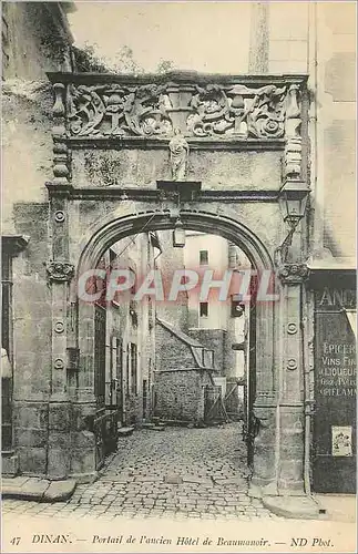 Cartes postales Dinan Portail de l'Ancien Hotel de Beaumanoir