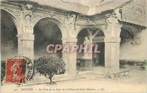 Cartes postales Rennes un Coin de la Cour de l'Abbaye de Saint Melaine