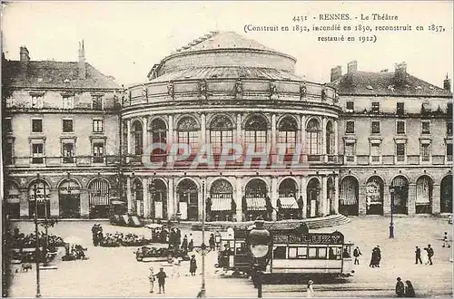 Ansichtskarte AK Rennes le Theatre (Construit en 1832 Incendie en 1850 Reconstruit en 1857 Restaure en 1912) Tram
