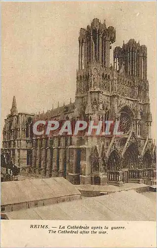 Ansichtskarte AK Reims la Cathedrale apres la Guerre