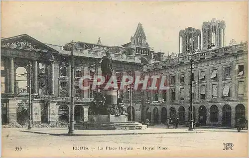 Cartes postales Reims La Place Royale Militaria