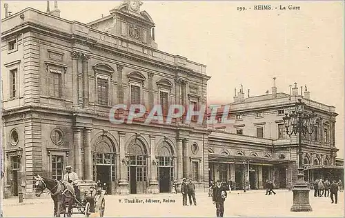 Ansichtskarte AK Reims La Gare Caleche Cheval