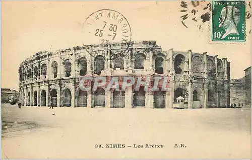 Cartes postales Nimes Les Arenes